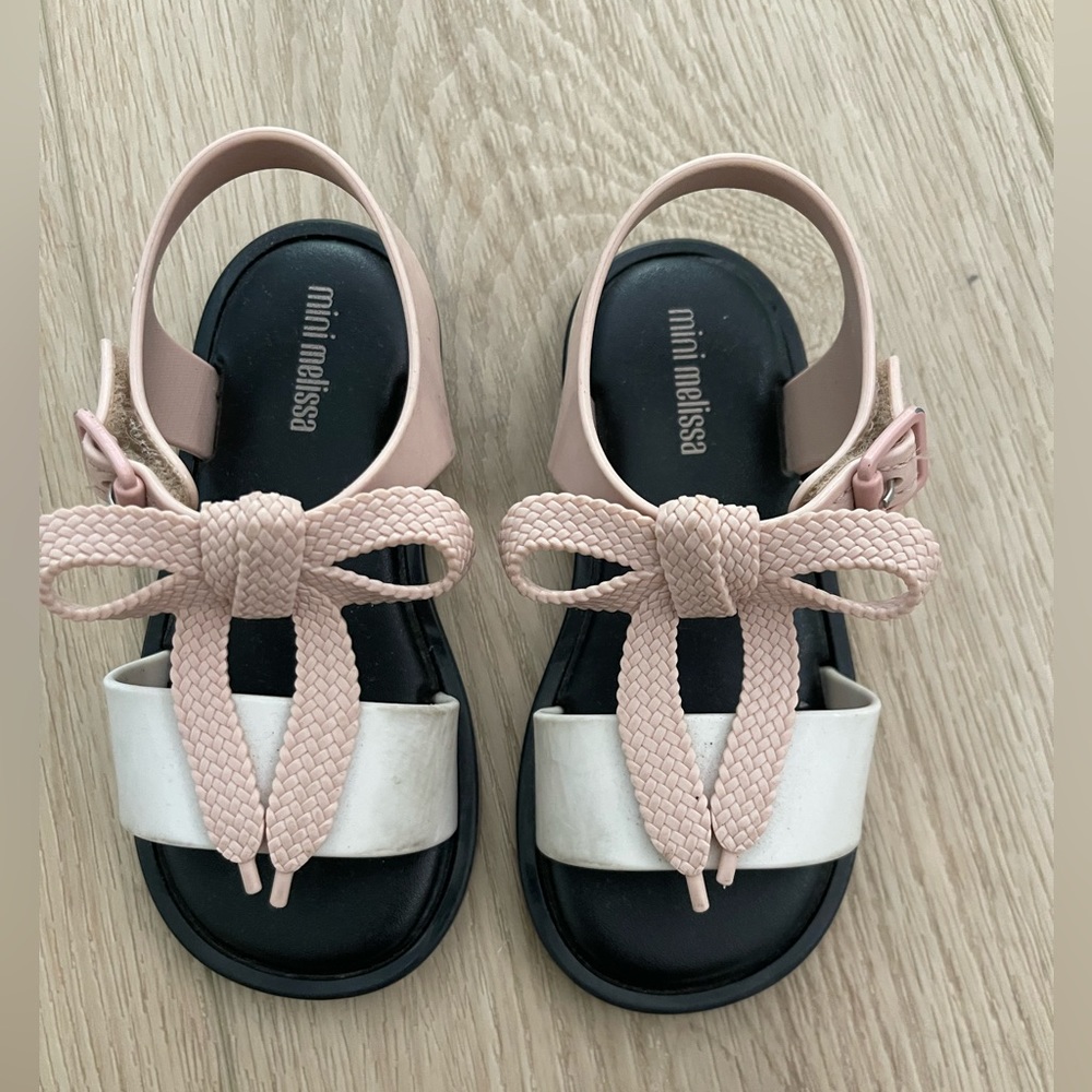 Mini Melissa bow sandals